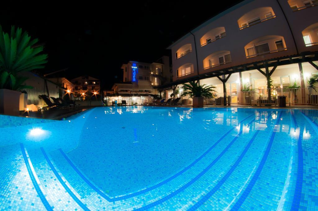 Hotel Eden Cinquale Eksteriør billede