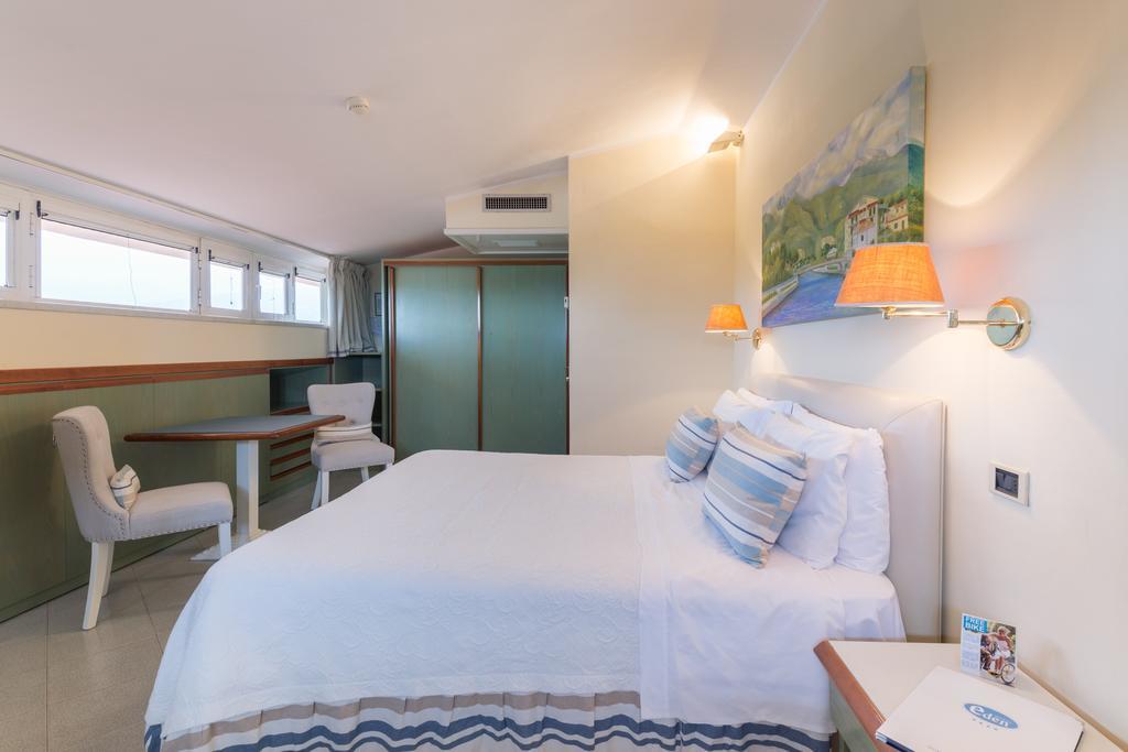 Hotel Eden Cinquale Eksteriør billede